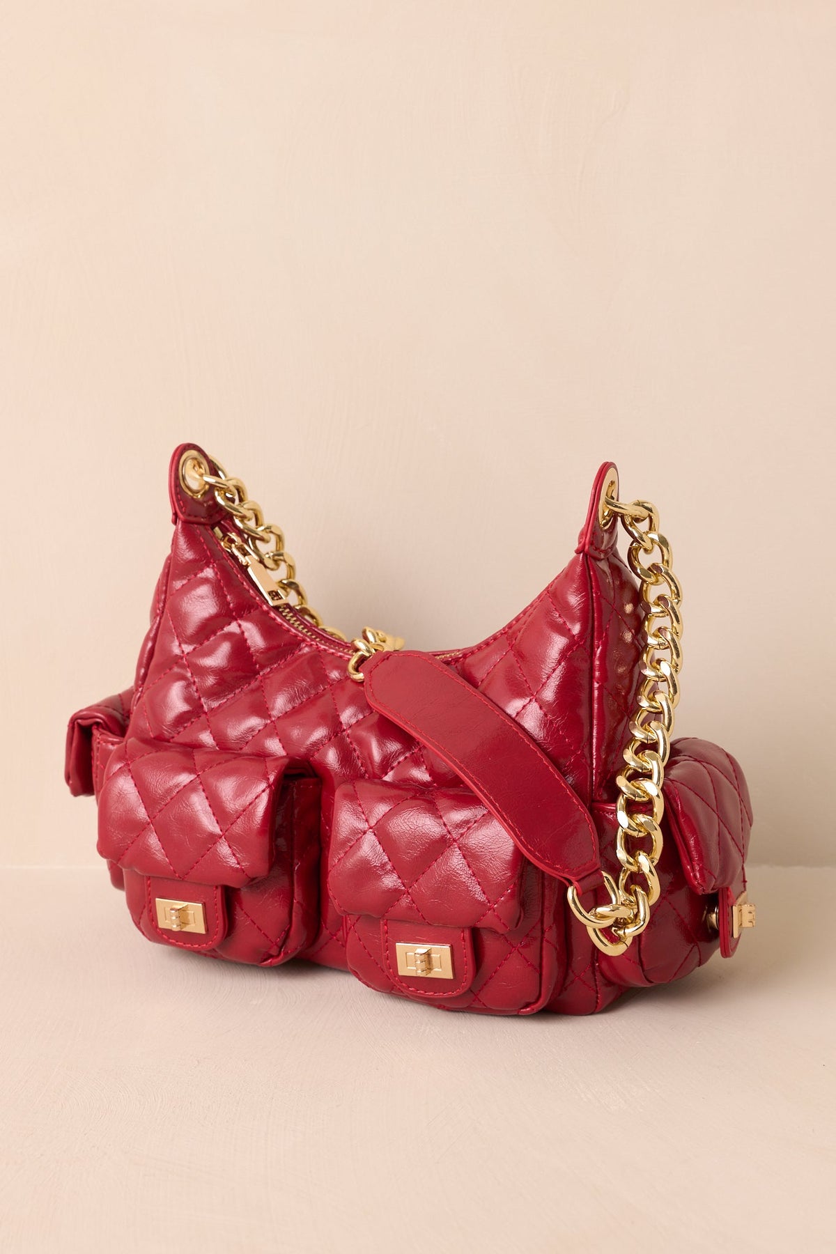 Bolso de mano chic rojo de cuero acolchado