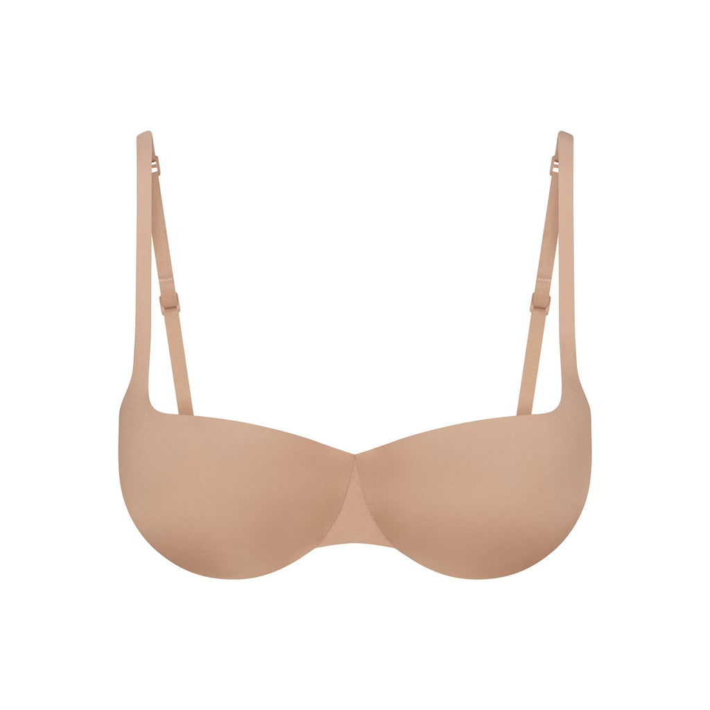 Sujetador balconette push-up Ultimate de SKIMS en color arcilla – ajuste realzado y esculpido