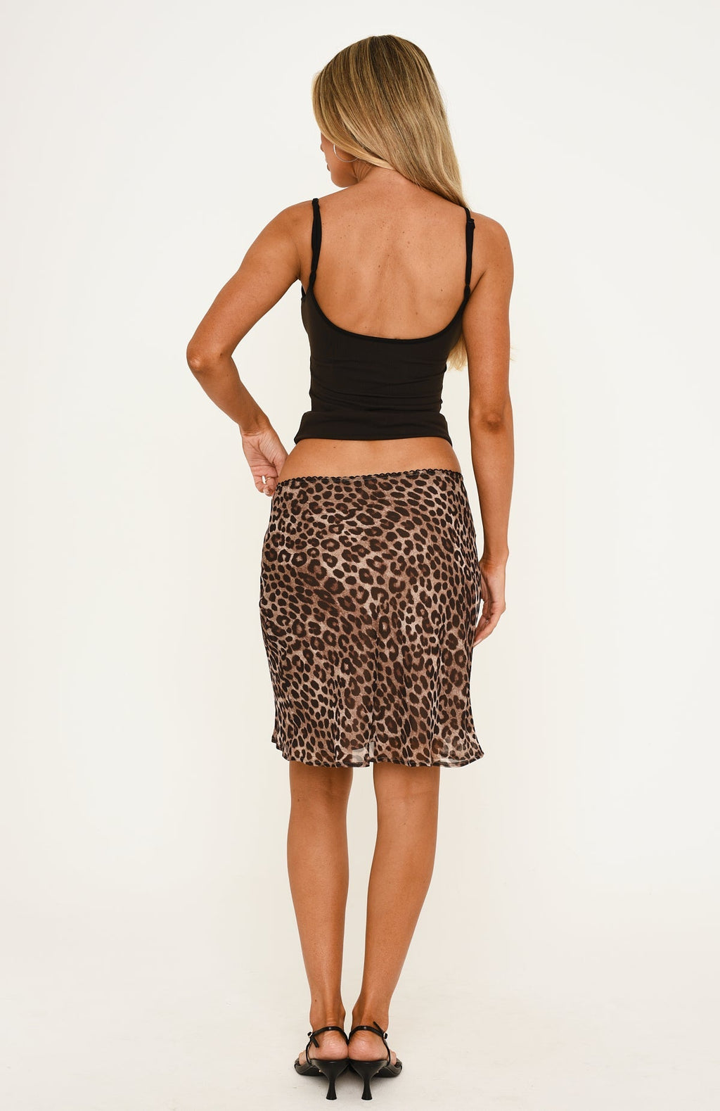 Falda midi con estampado de leopardo