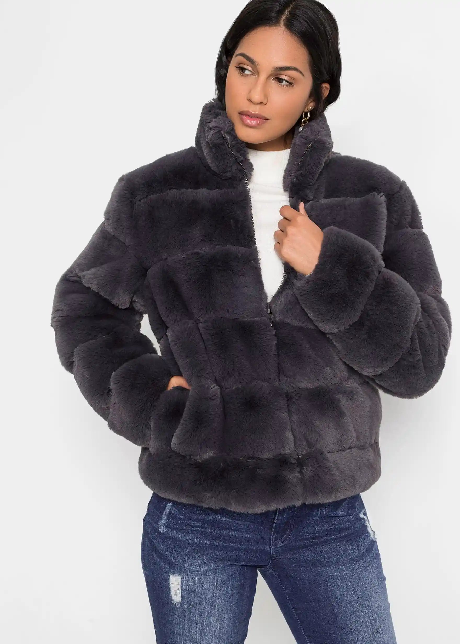 Chaqueta corta de pelo sintético antracita