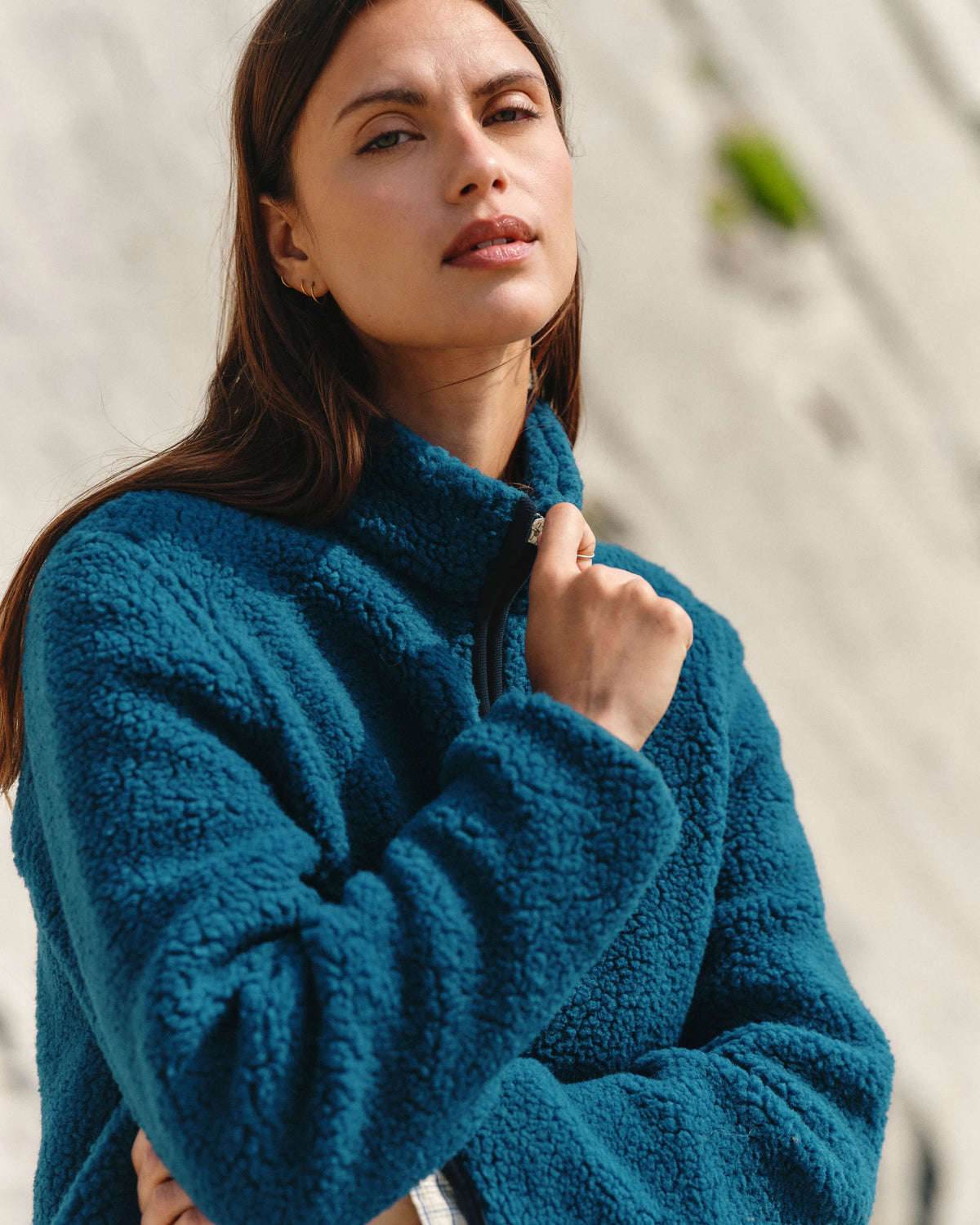 Chaqueta polar suave color azul petróleo - foto 7