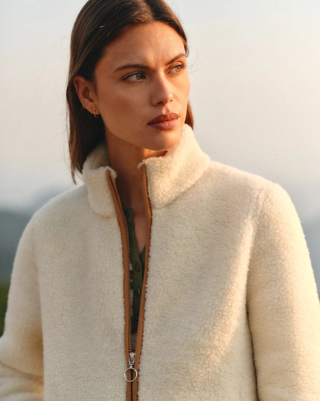 Chaqueta polar suave color crudo - foto 8