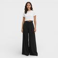 Pantalones de Corte Elegante y Fluido