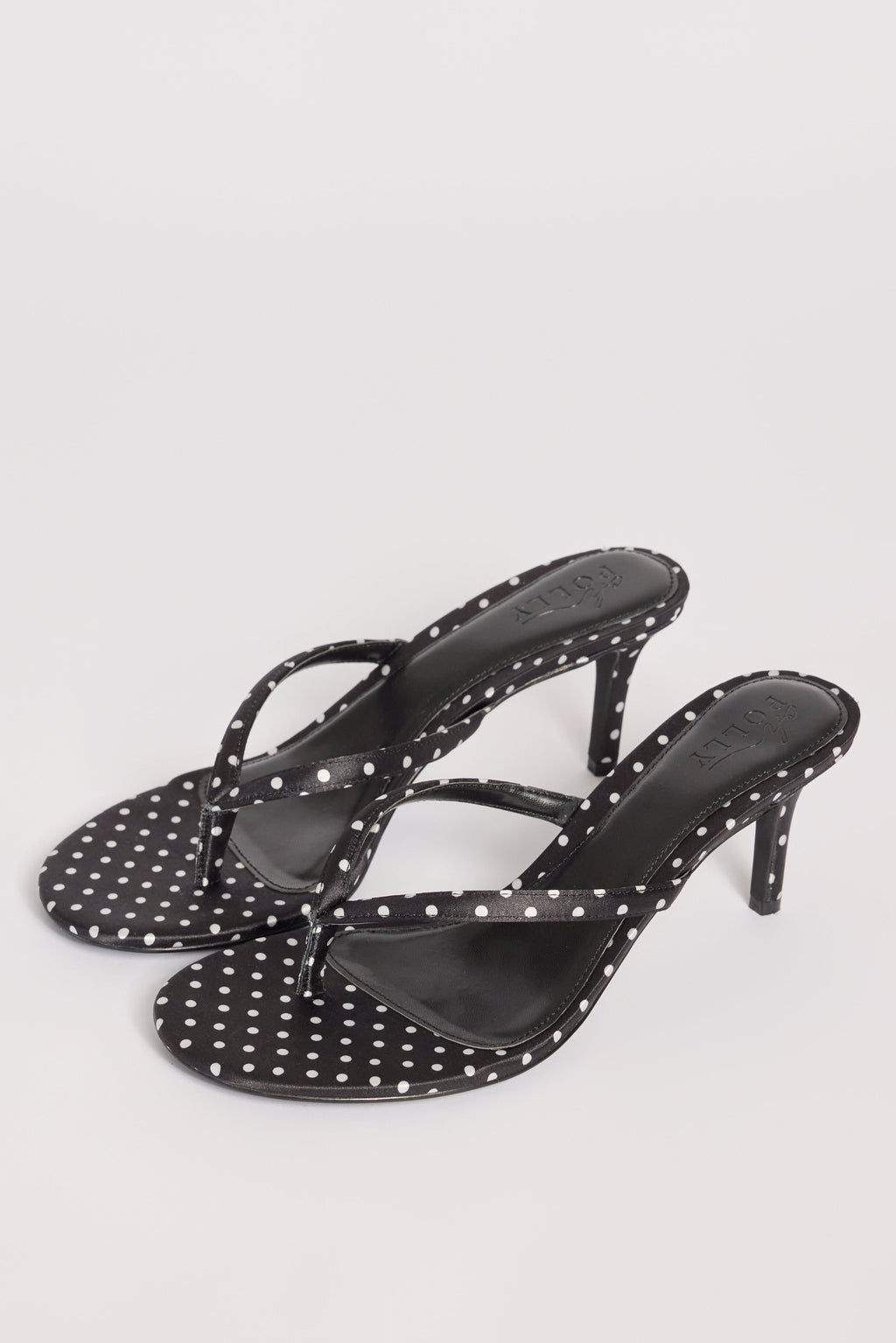 Sandalias de satén negras