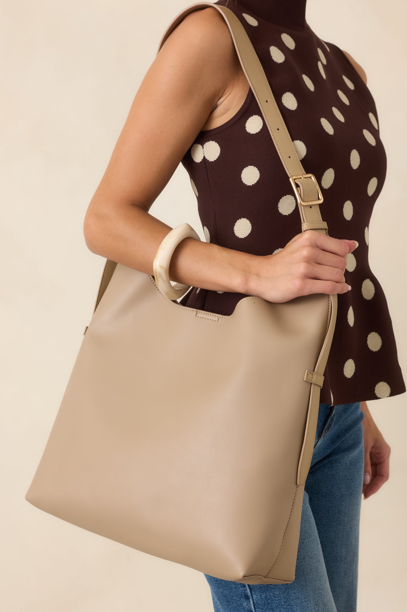 Bolso de hombro topo