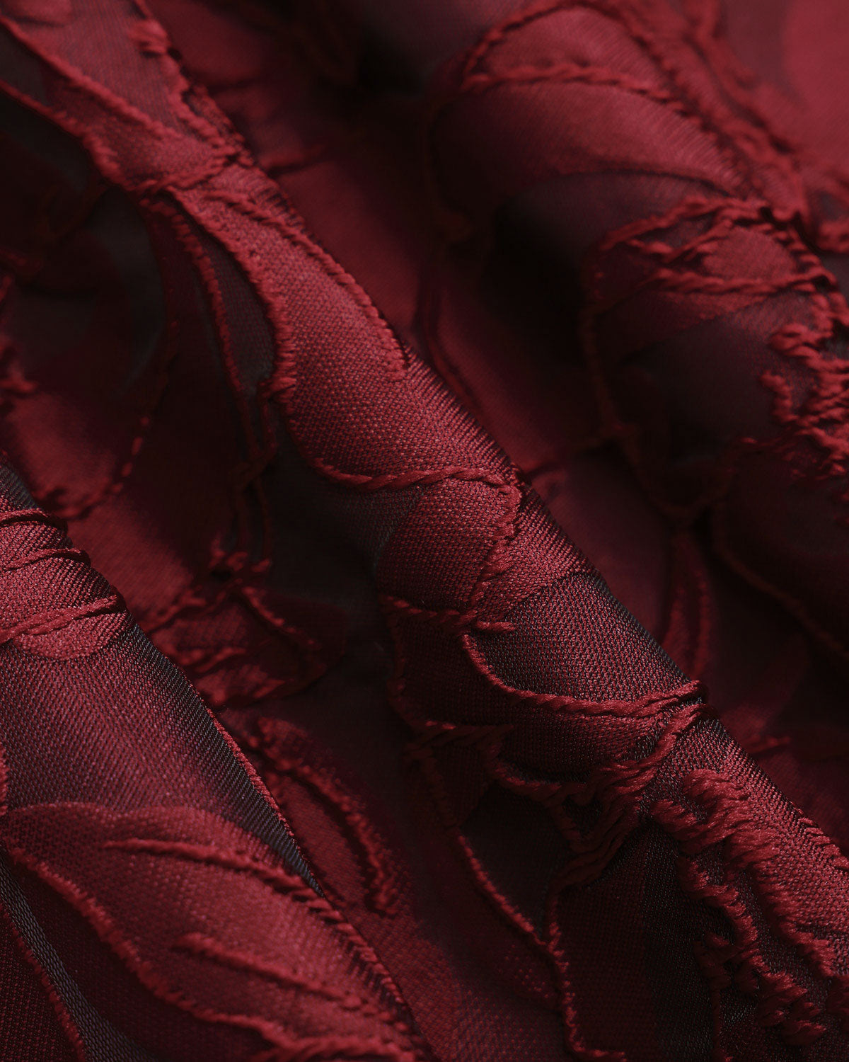 Vestido rojo de jacquard con escote corazón