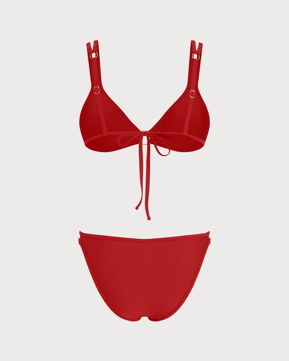 Conjunto de bikini triangular rojo con anillas en O – traje de baño elegante de dos piezas