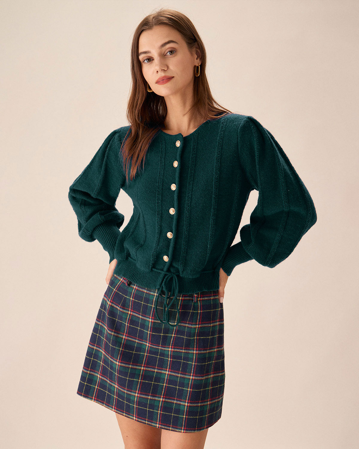 Elegante cárdigan de punto verde esmeralda con mangas de farol