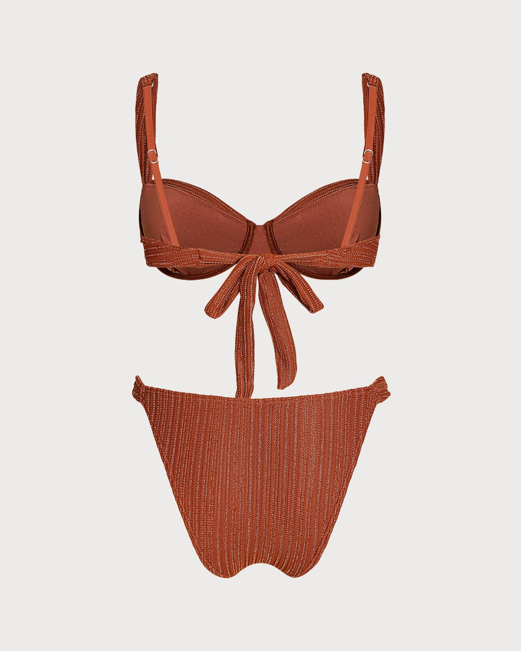 Glamuroso conjunto de bikini rojo ladrillo con lentejuelas y aros