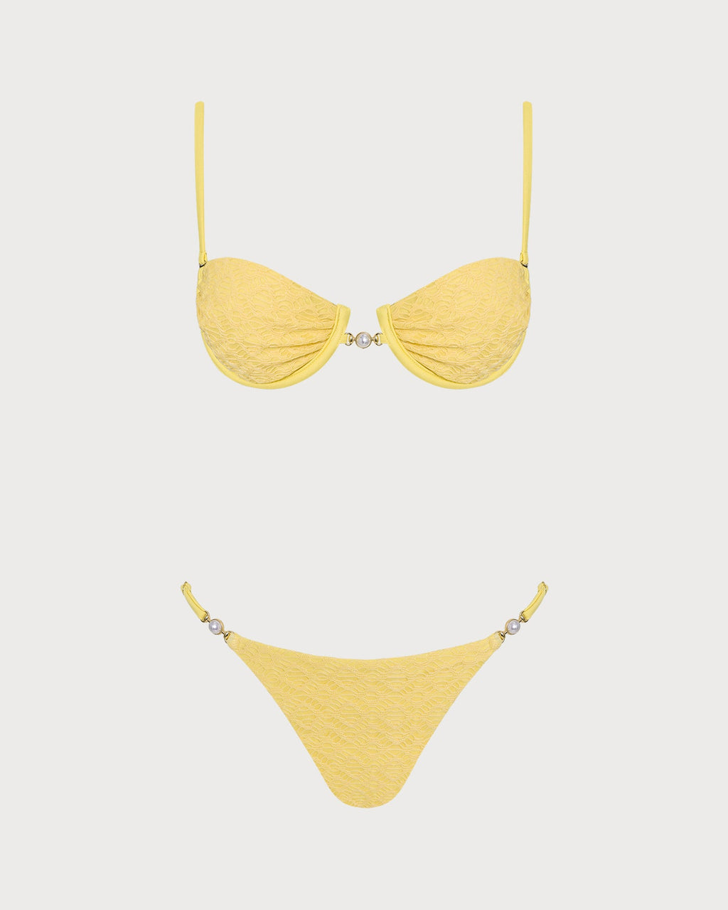 Conjunto de bikini amarillo texturizado con aros