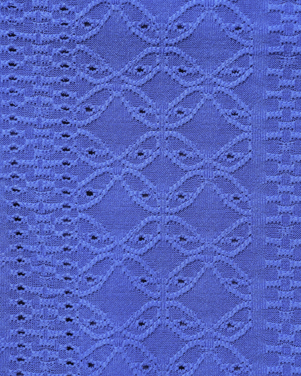Conjunto de bikini azul texturizado con aros y detalles de cordón ajustable