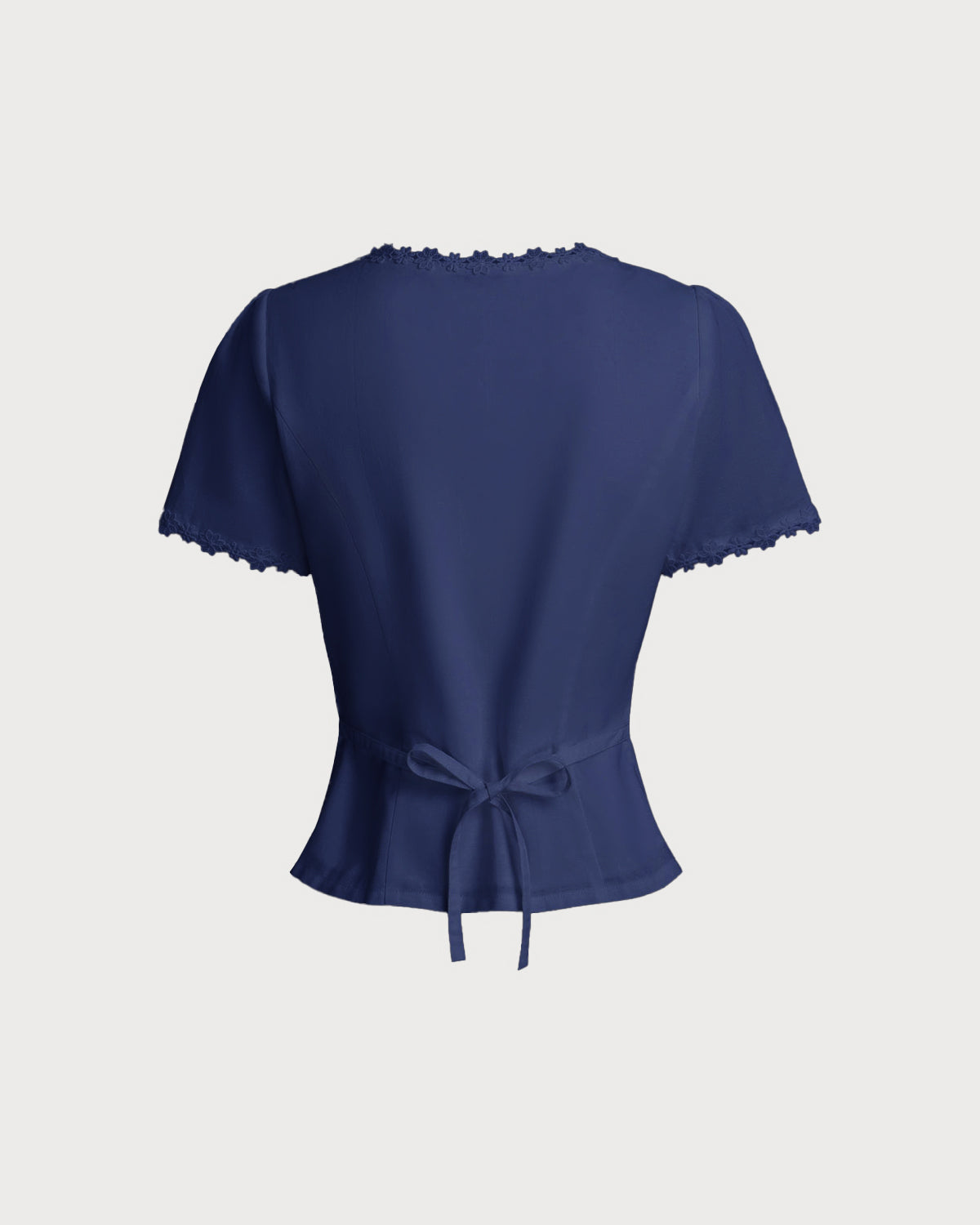 Blusa azul marino con escote cuadrado