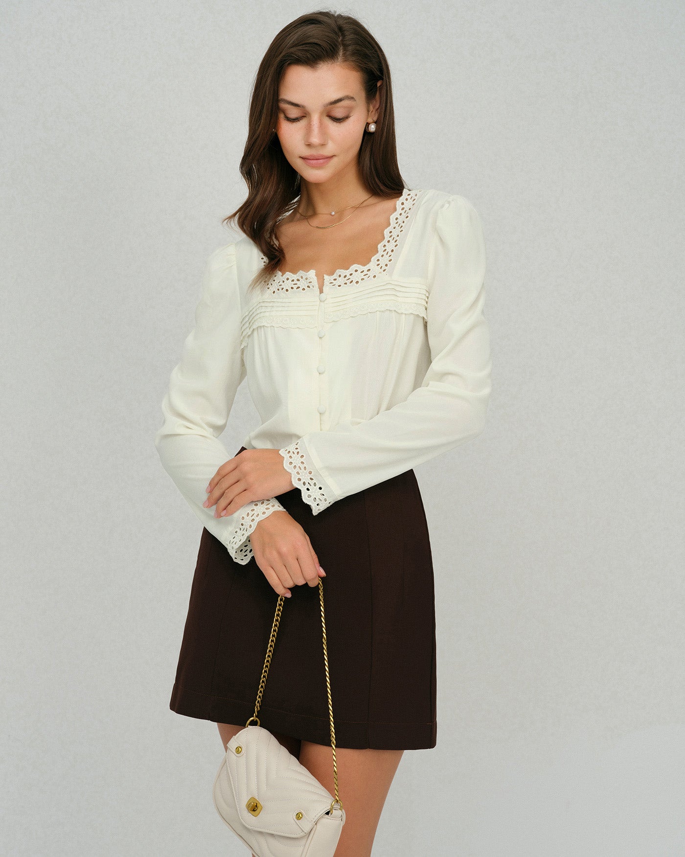 Blusa beige de encaje