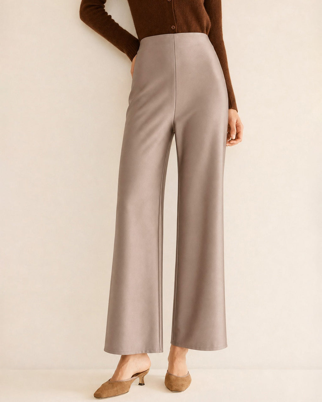 Pantalones lisos de corte recto
