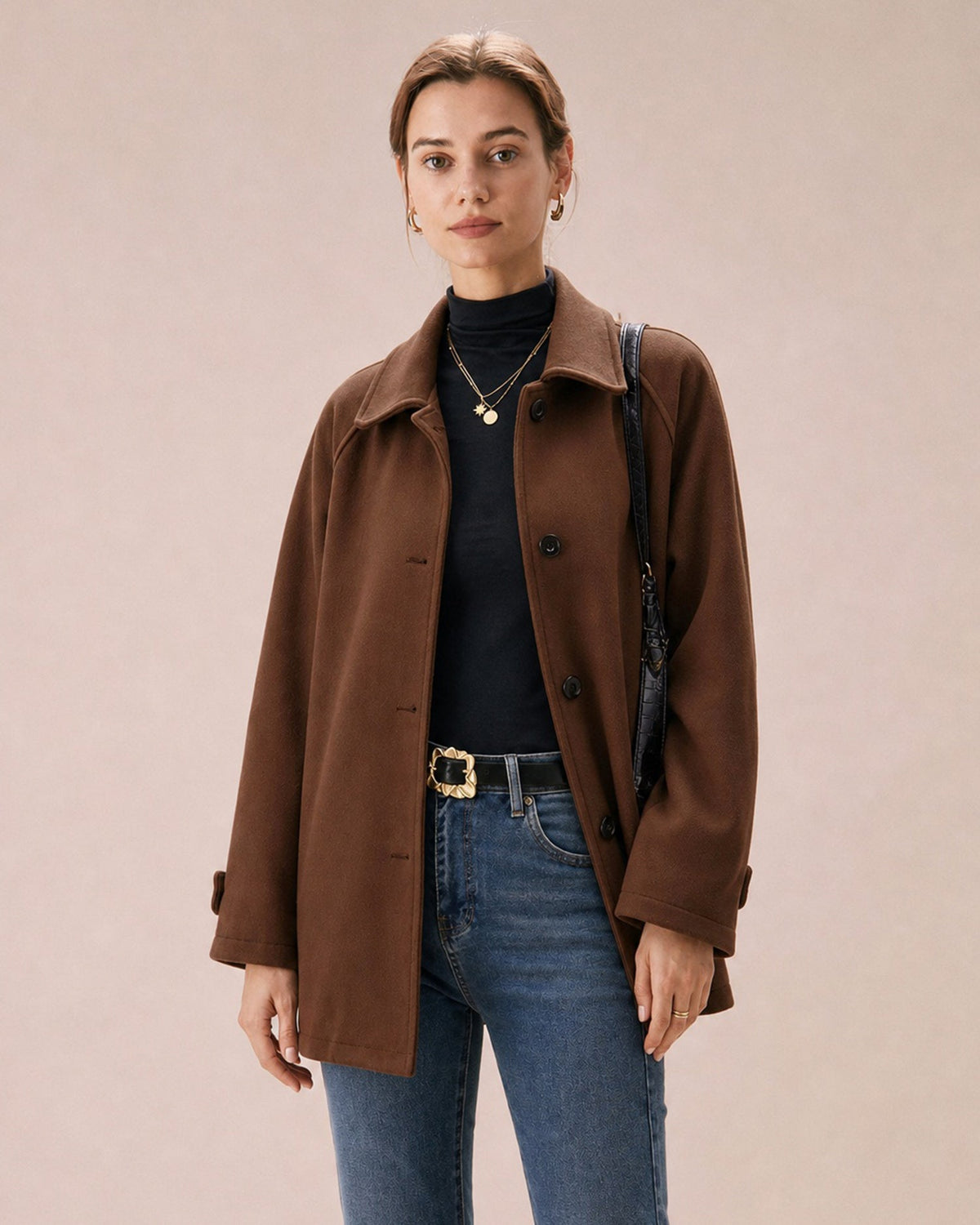 Chaqueta clásica marrón lisa de botonadura sencilla