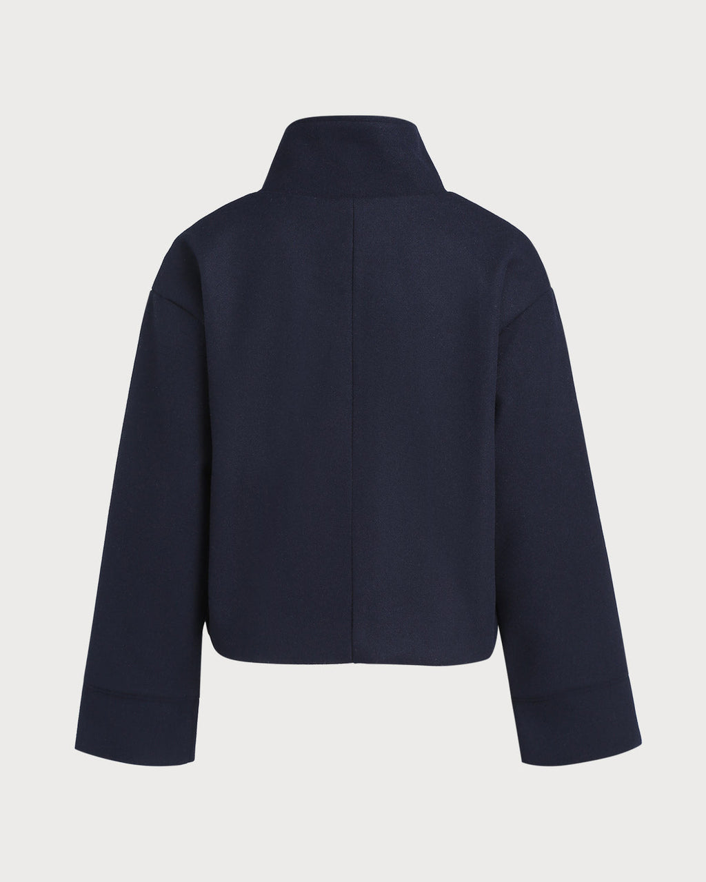 Chaqueta azul elegante de botonadura sencilla y corte relajado