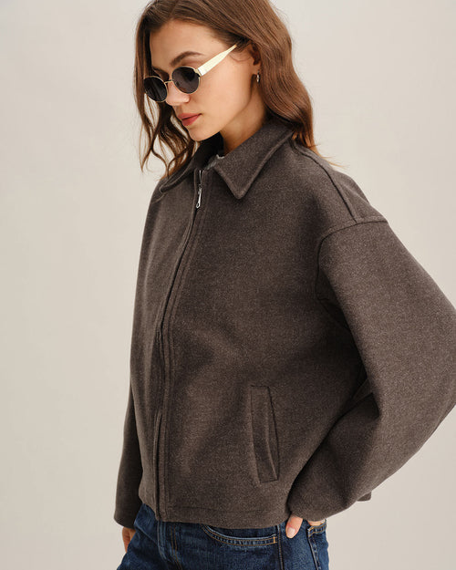 Chaqueta café bolsillos