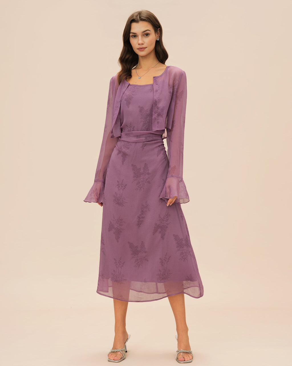 Vestido elegante morado con estampado floral