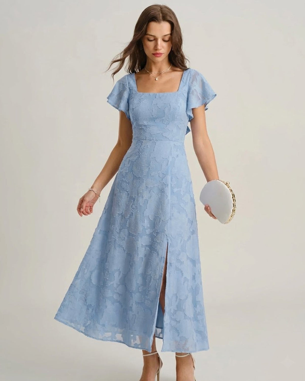 Vestido elegante azul con estampado floral