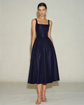Vestido elegante de satén azul