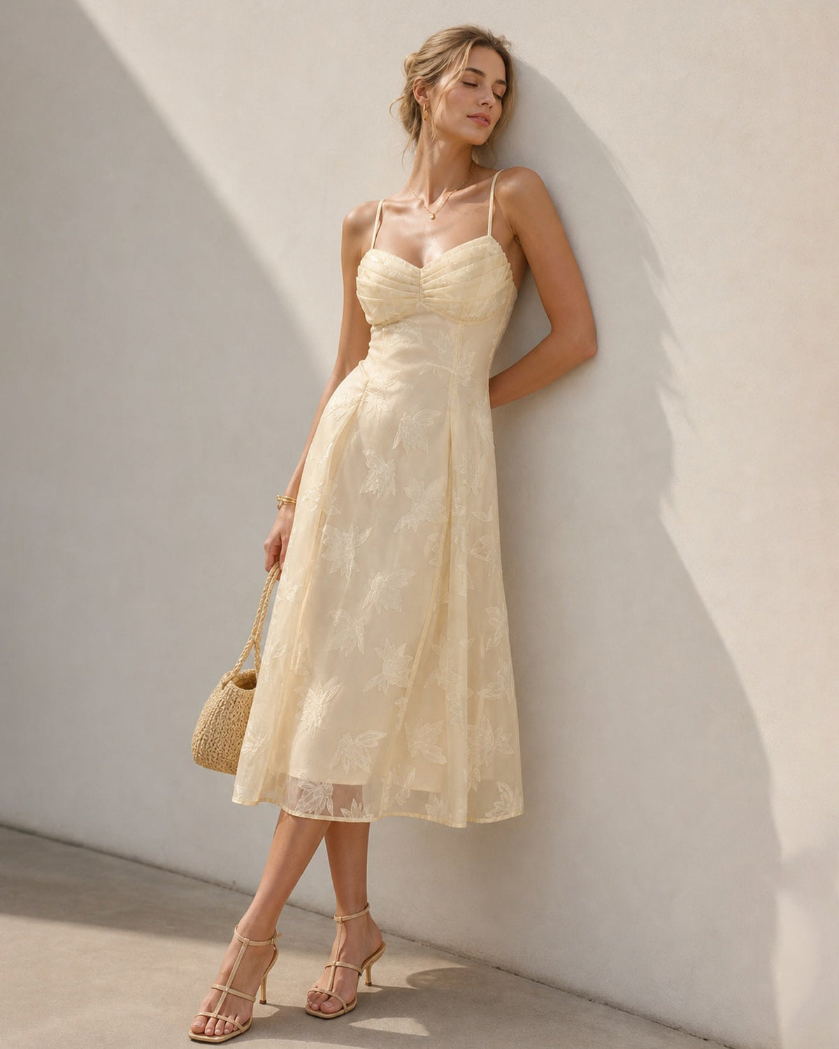 Vestido de espalda de jacquard color albaricoque