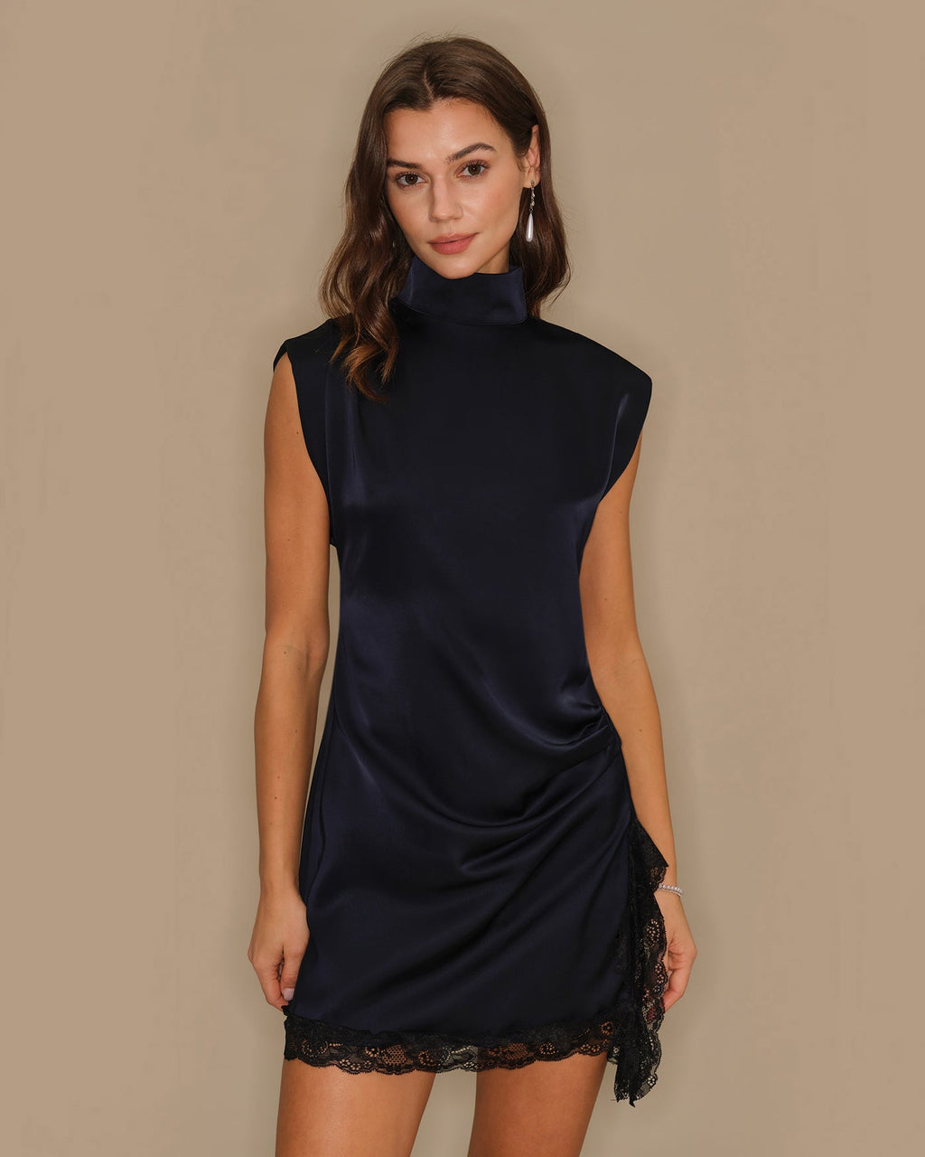 Vestido túnica corto elegante azul de encaje con tortugas
