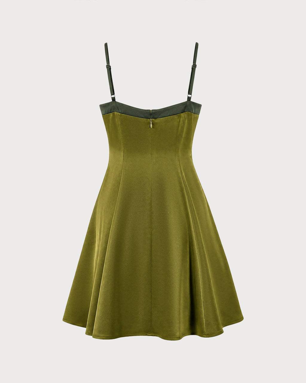 Elegante vestido corto lencero verde satinado con escote en V