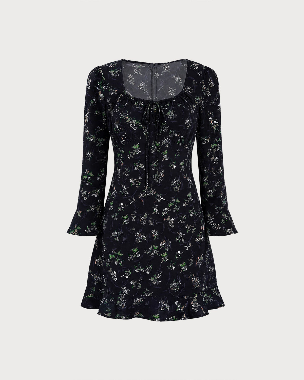 Vestido mini azul marino con estampado floral, volantes y escote cuadrado