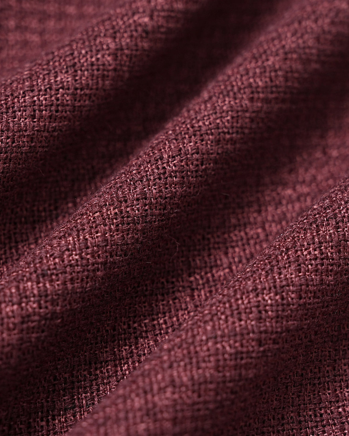 Vestido corto de línea A con cuello rojo y botones frontales