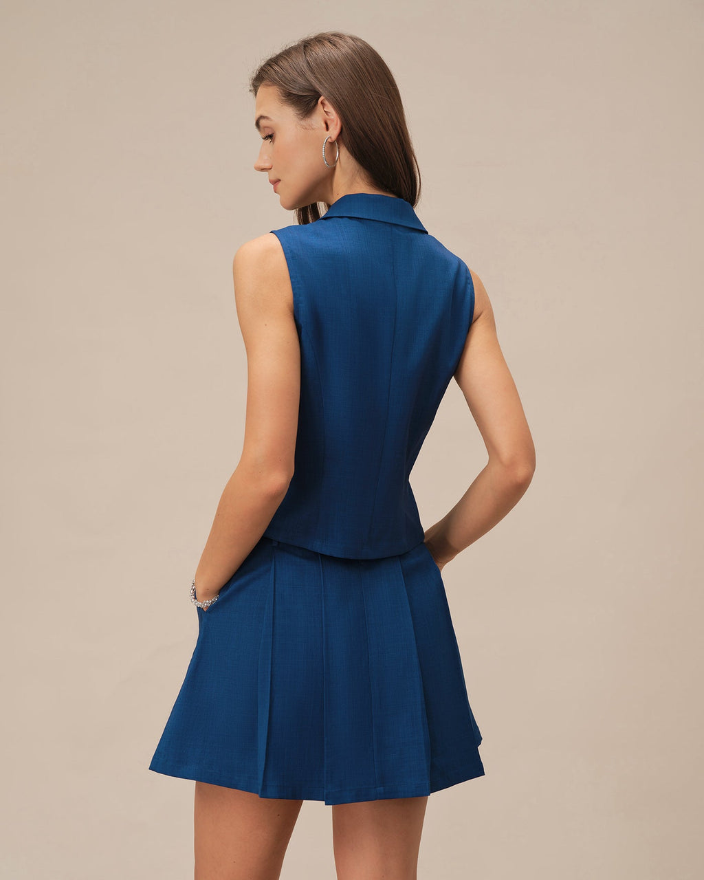 Falda mini azul de línea A con prácticos bolsillos