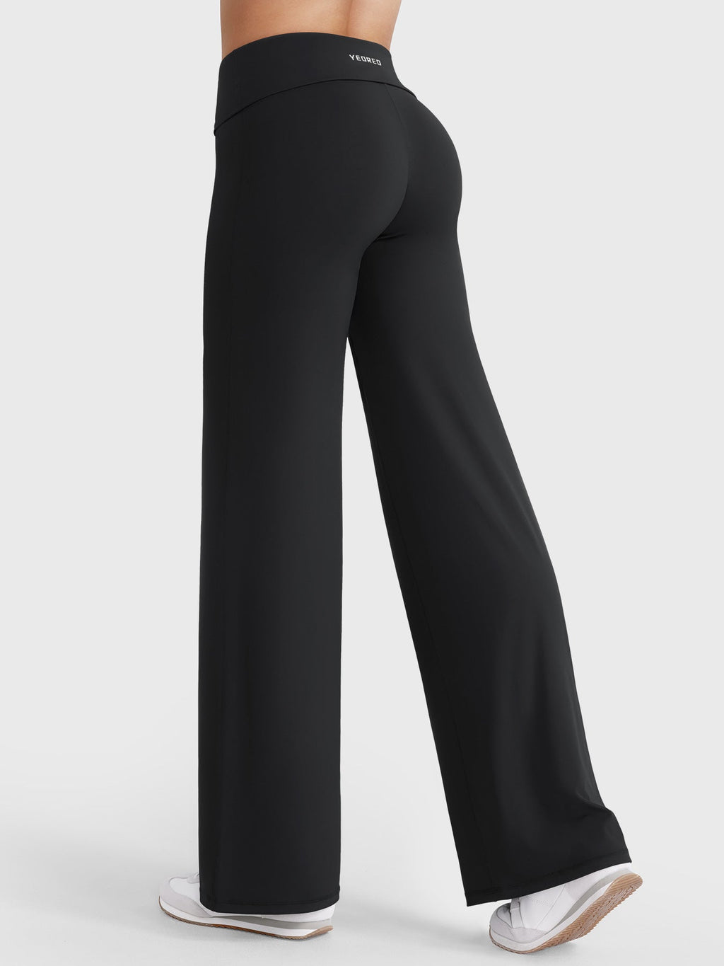 Yeoreo SoftHue Leggings de pierna recta de 31,5" con cintura doblada – Ajuste suave y favorecedor