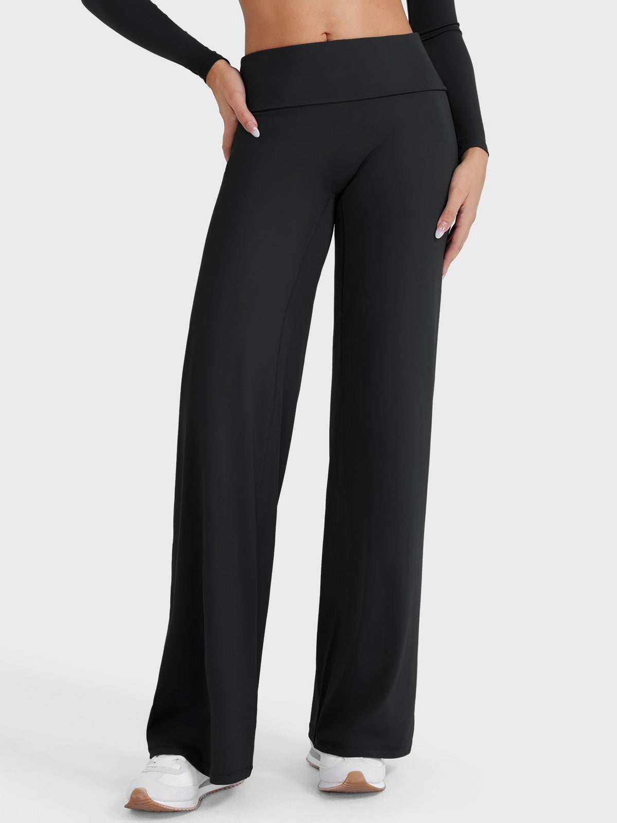 Yeoreo SoftHue Leggings de pierna recta de 31,5" con cintura doblada – Ajuste suave y favorecedor