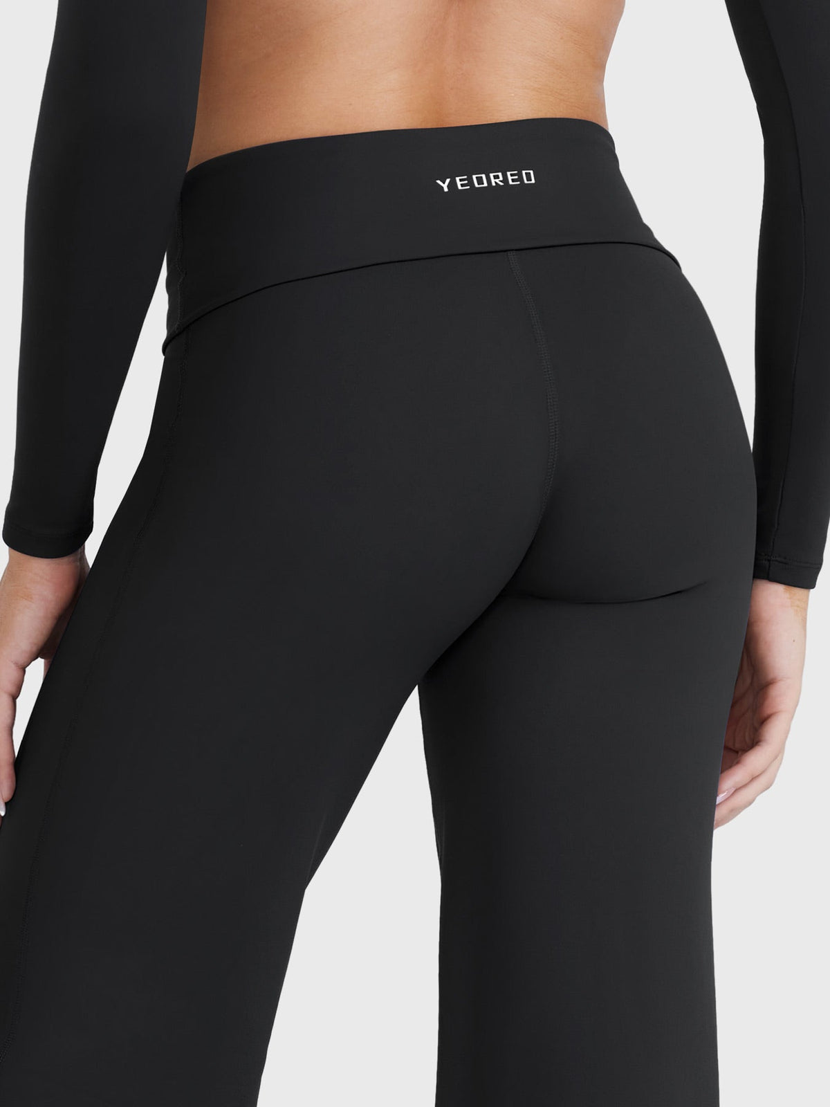 Yeoreo SoftHue Leggings de pierna recta de 31,5" con cintura doblada – Ajuste suave y favorecedor