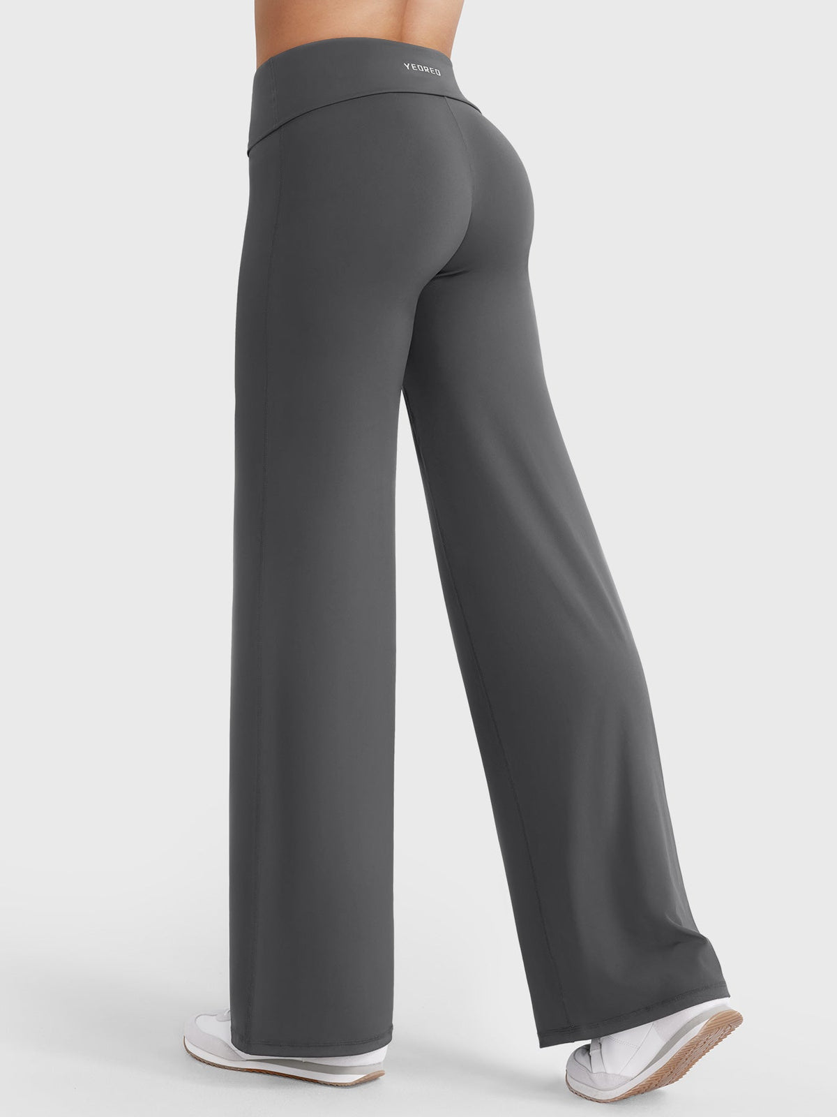 Yeoreo SoftHue Leggings de pierna recta de 31,5" con cintura doblada – Ajuste suave y favorecedor