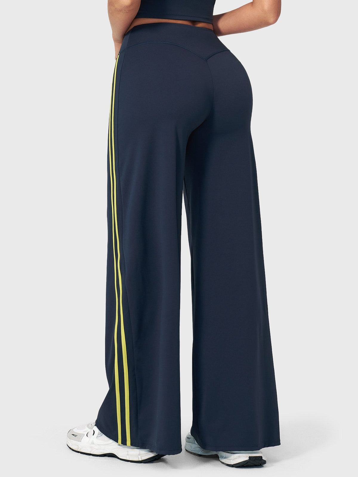 Leggings Yeoreo Ease de corte recto con elegantes rayas laterales