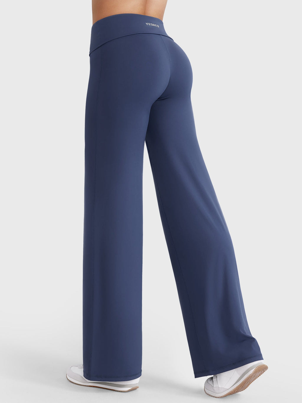 Yeoreo SoftHue Leggings de pierna recta de 31,5" con cintura doblada – Ajuste suave y favorecedor