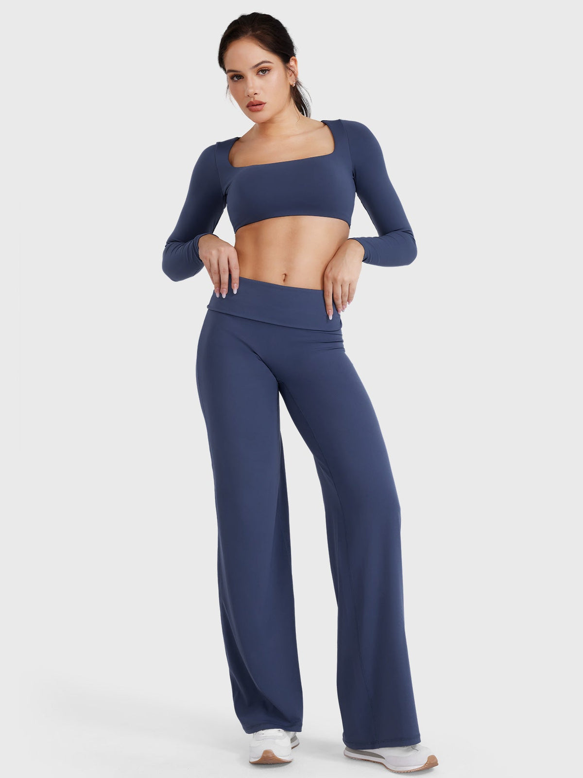 Yeoreo SoftHue Leggings de pierna recta de 31,5" con cintura doblada – Ajuste suave y favorecedor