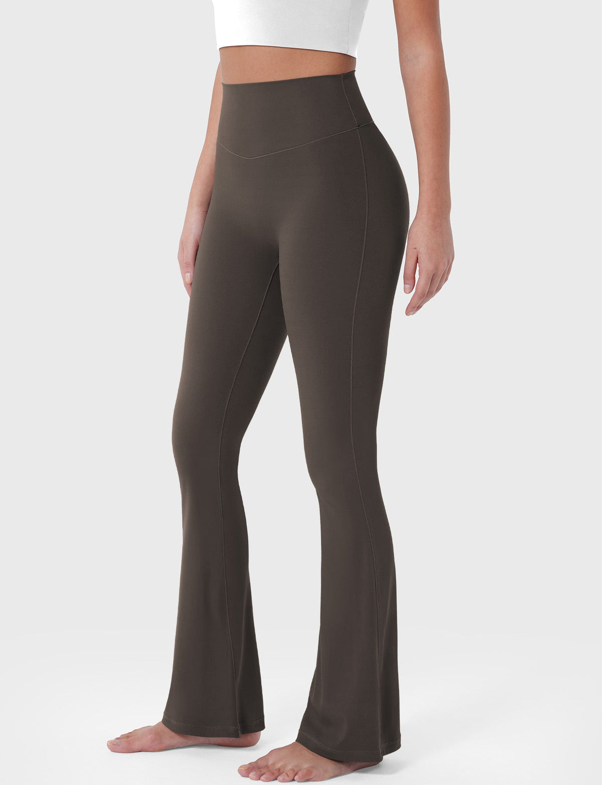 Yeoreo SoftHue Leggings acampanados de 30": ajuste suave y favorecedor, comodidad elegante para el día a día